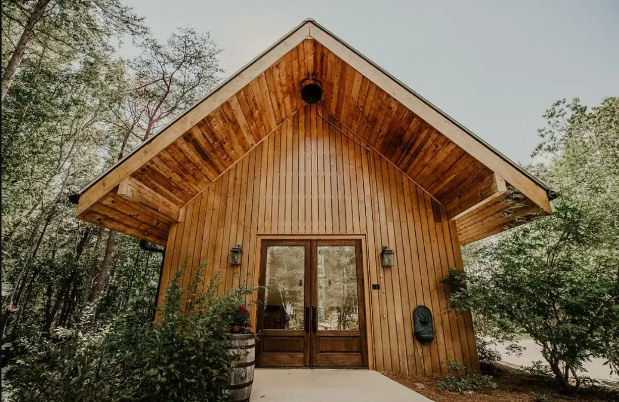 Juliette Chapel — wedding venue near Dahlonega Georgia